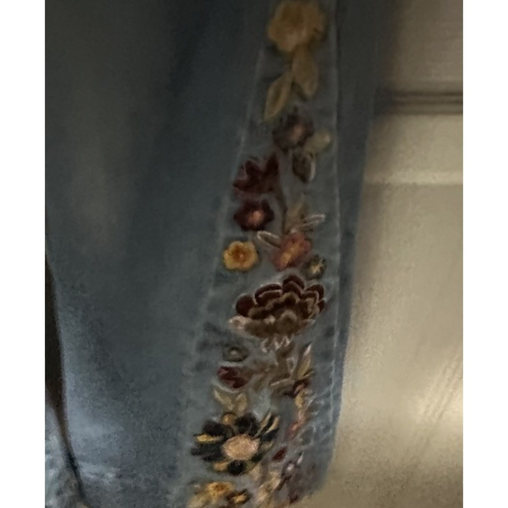 Telepatia Flower Child Bell Bottom Flare Flower Embroidered Jeans Size 7/28 - Picture 5 of 8